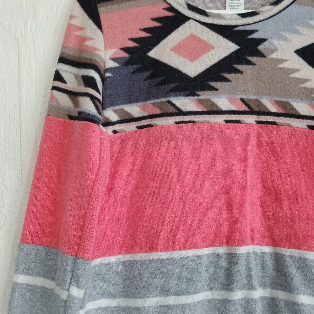 7th Ray Pink Tribal Knit Crew Neck Sweater Lightweight Soft Dopamine Western SM - Picture 3 of 15